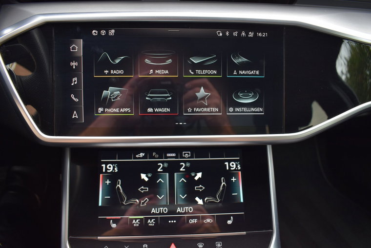 Vehicle Image 36