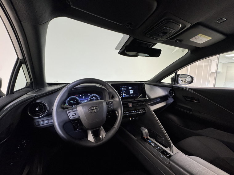 Vehicle Image 13