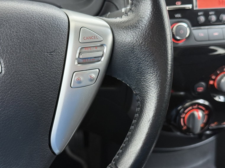 Vehicle Image 26
