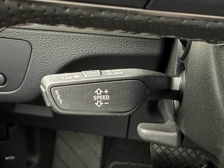 Vehicle Image 27
