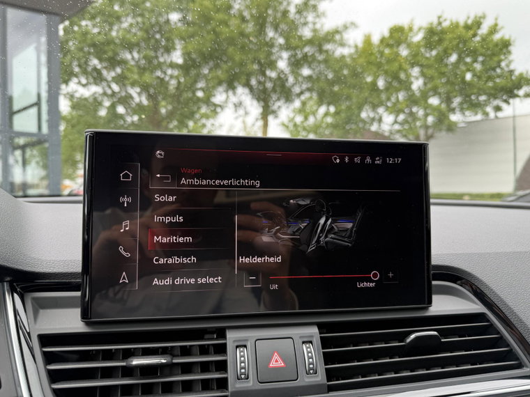 Vehicle Image 37