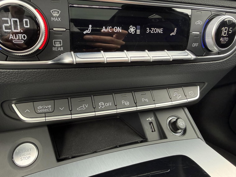 Vehicle Image 39