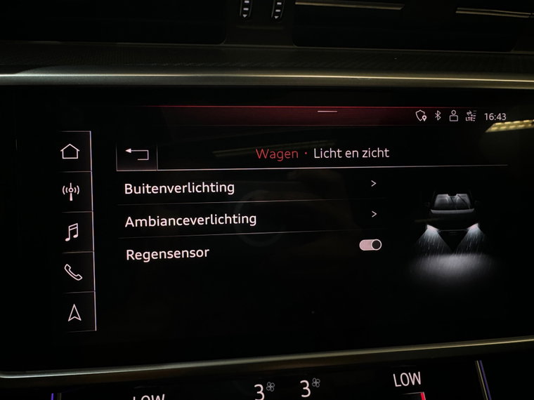 Vehicle Image 26