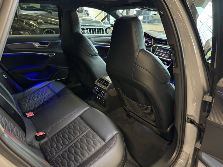 Vehicle Image 35