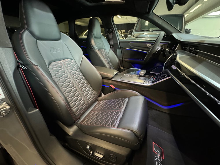 Vehicle Image 45