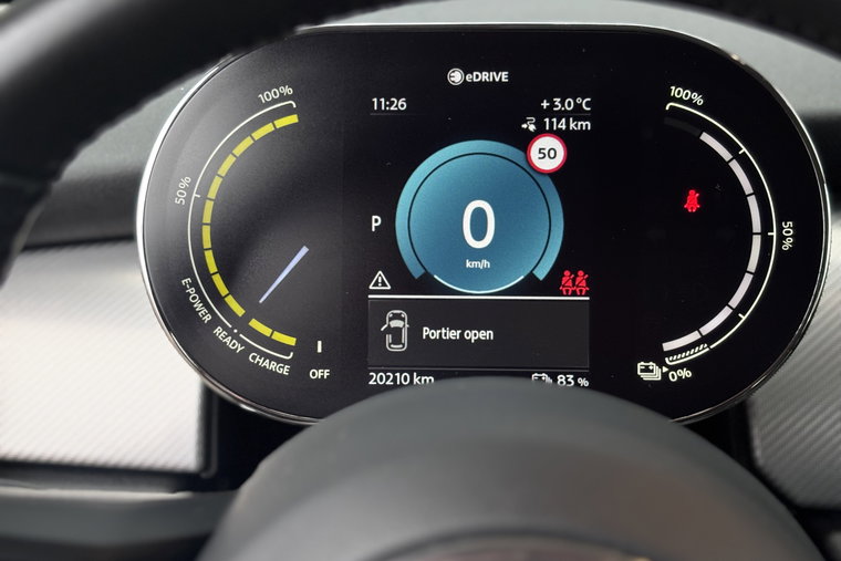 Vehicle Image 22