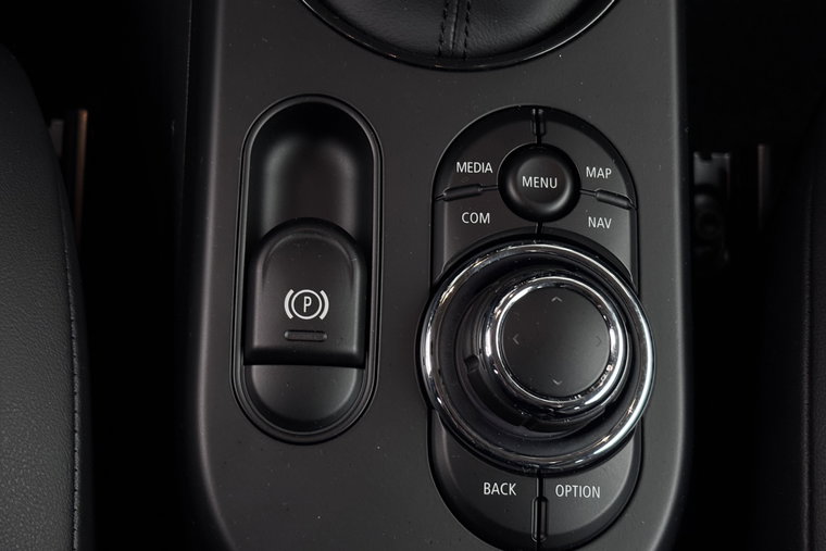 Vehicle Image 31