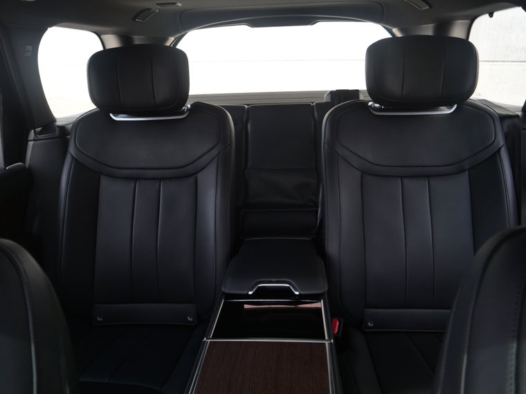 Vehicle Image 35