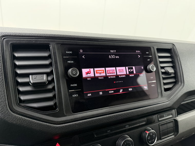 Vehicle Image 18