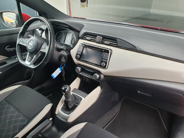 Vehicle Image 45