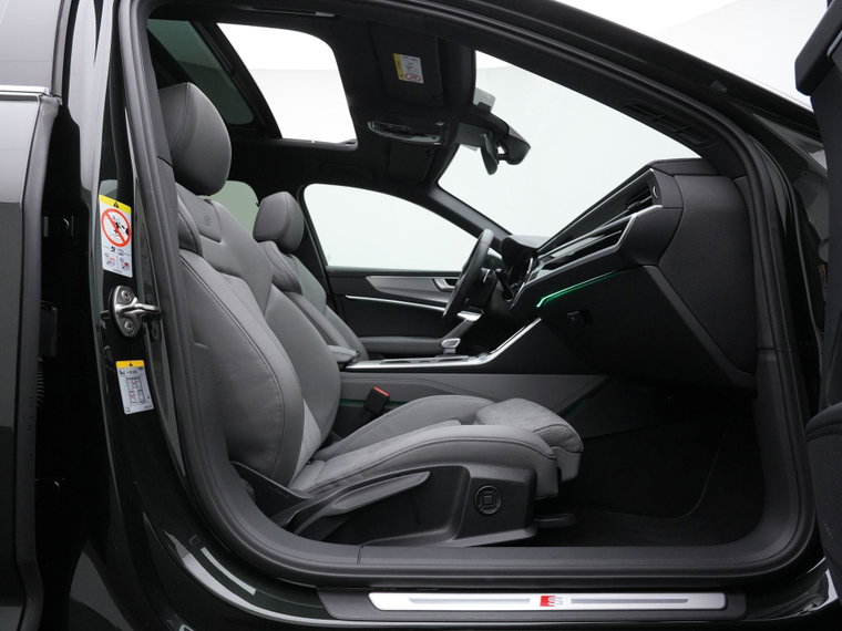 Vehicle Image 37