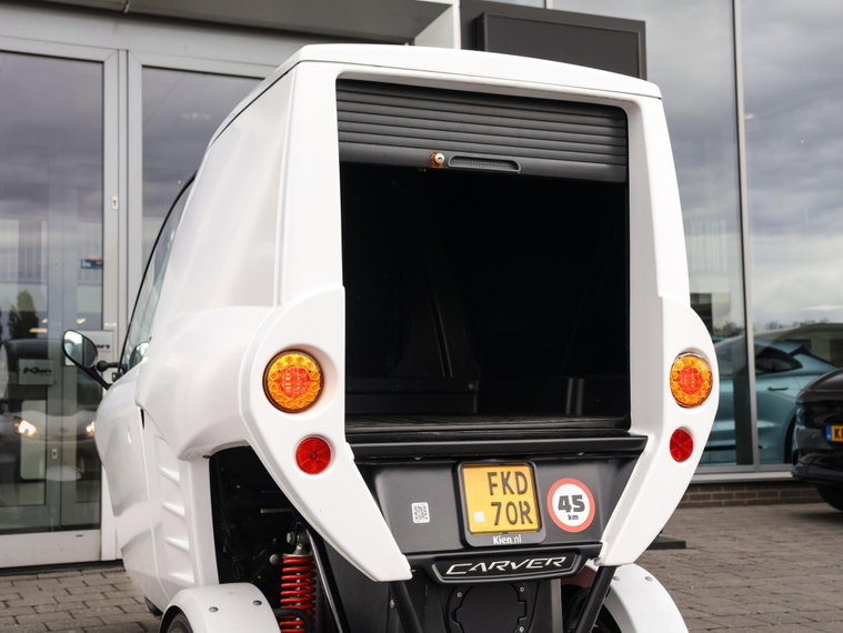 Vehicle Image 18