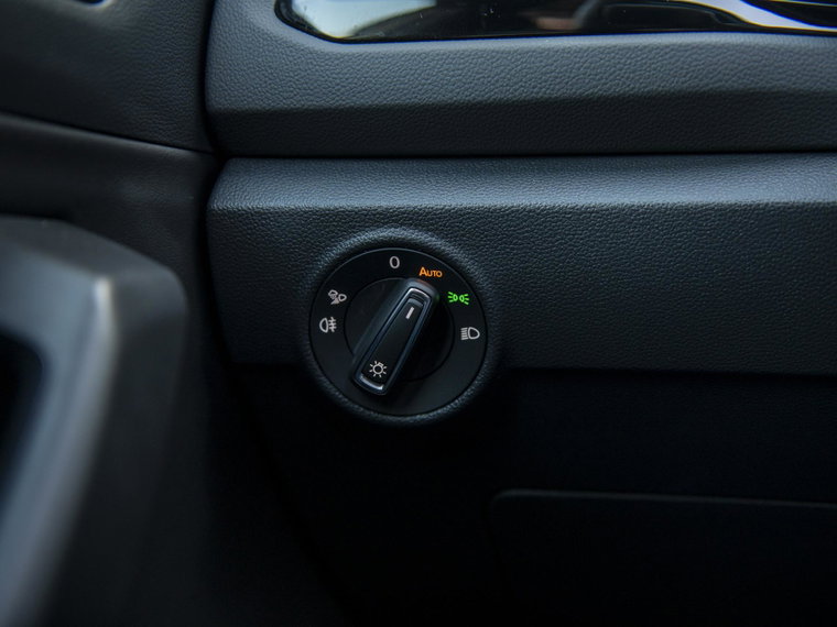Vehicle Image 57