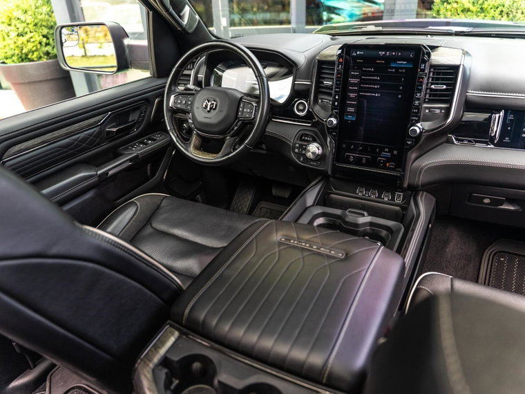Vehicle Image 31
