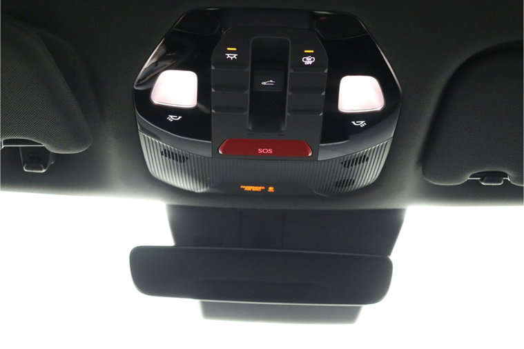 Vehicle Image 33