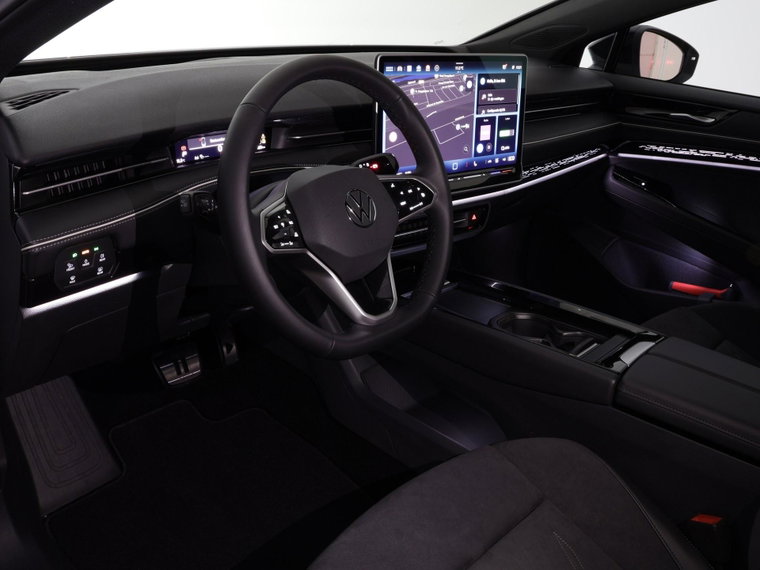 Vehicle Image 45