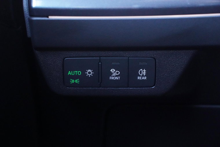 Vehicle Image 24