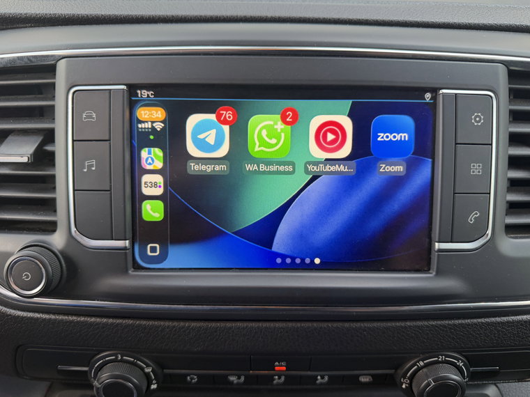 Vehicle Image 20