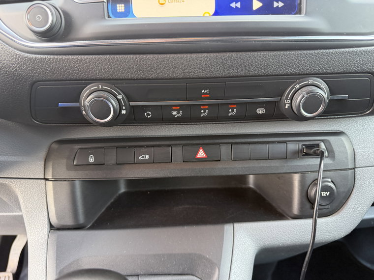 Vehicle Image 45