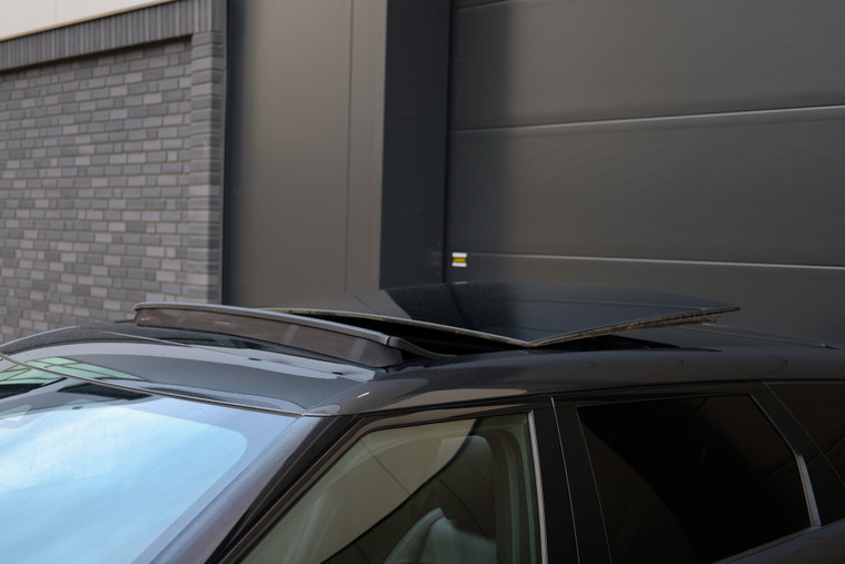 Vehicle Image 13