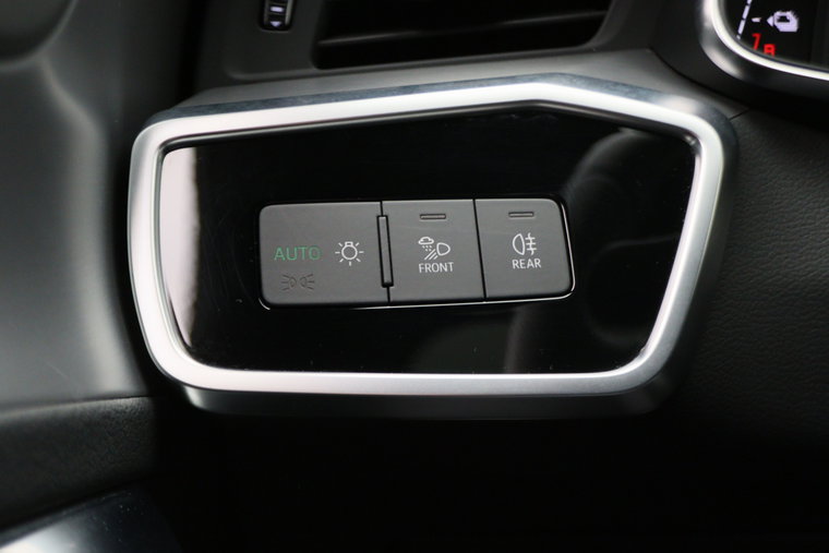 Vehicle Image 37