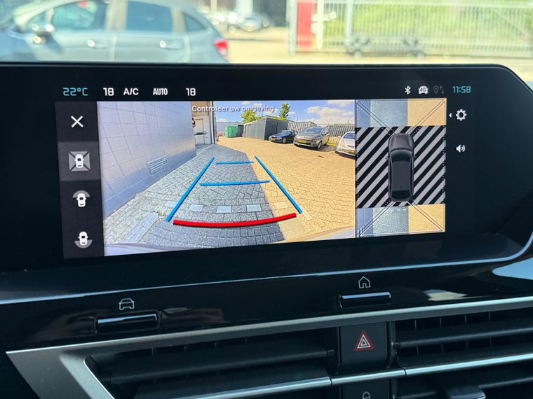 Vehicle Image 39