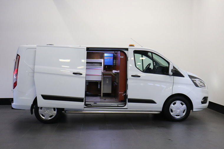 Vehicle Image 12