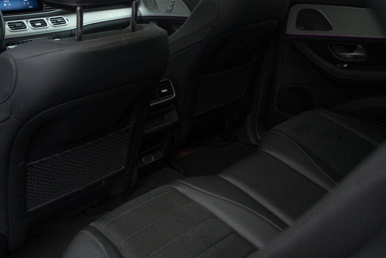 Vehicle Image 33