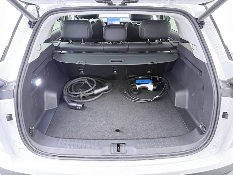 Vehicle Image 38