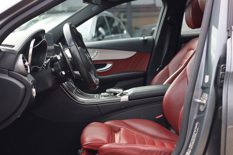 Vehicle Image 9