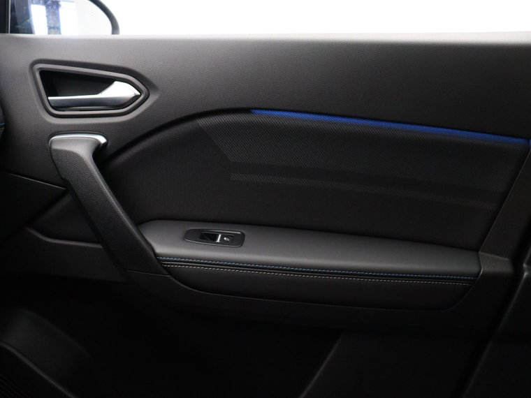 Vehicle Image 40