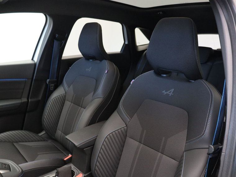 Vehicle Image 42