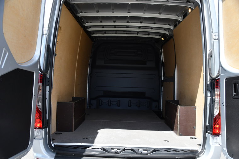 Vehicle Image 36