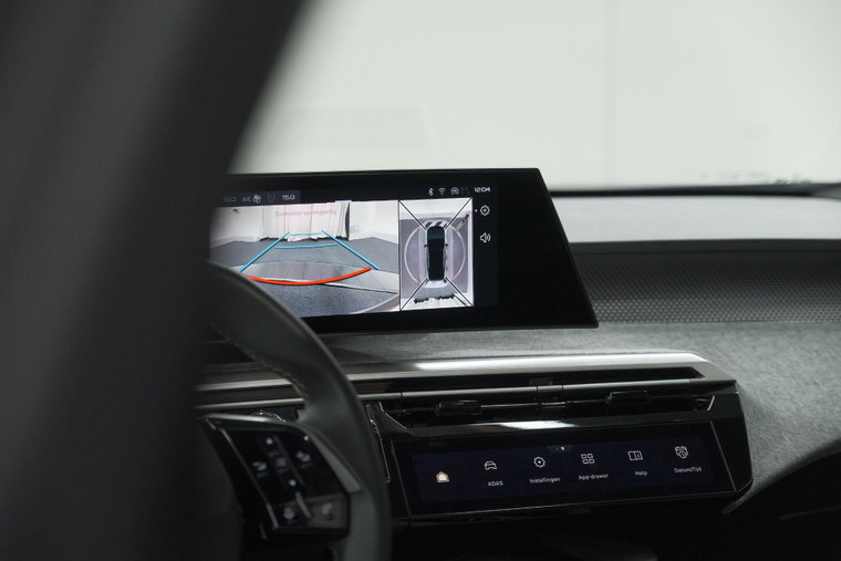 Vehicle Image 36