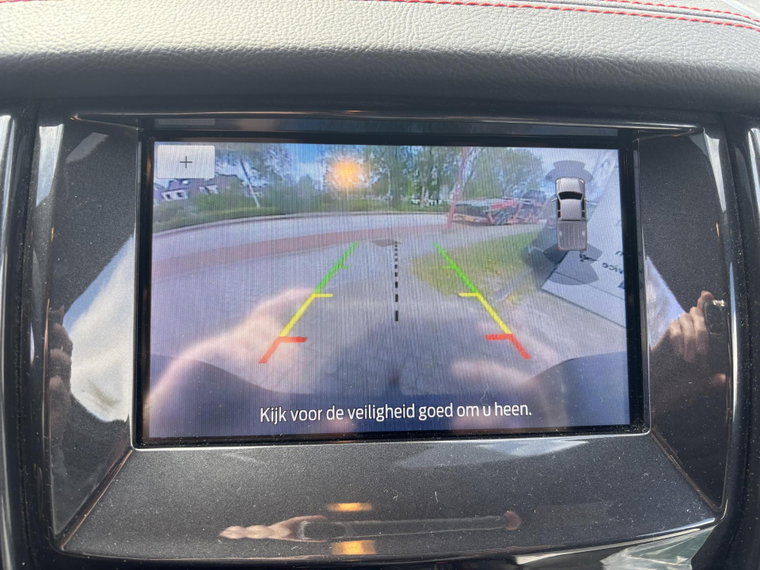 Vehicle Image 17