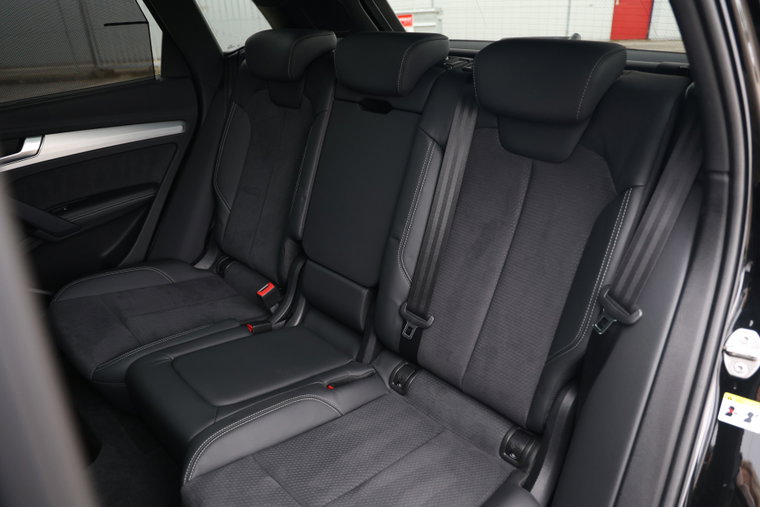 Vehicle Image 39