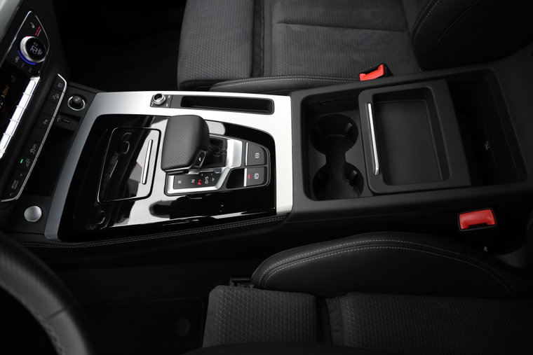 Vehicle Image 47