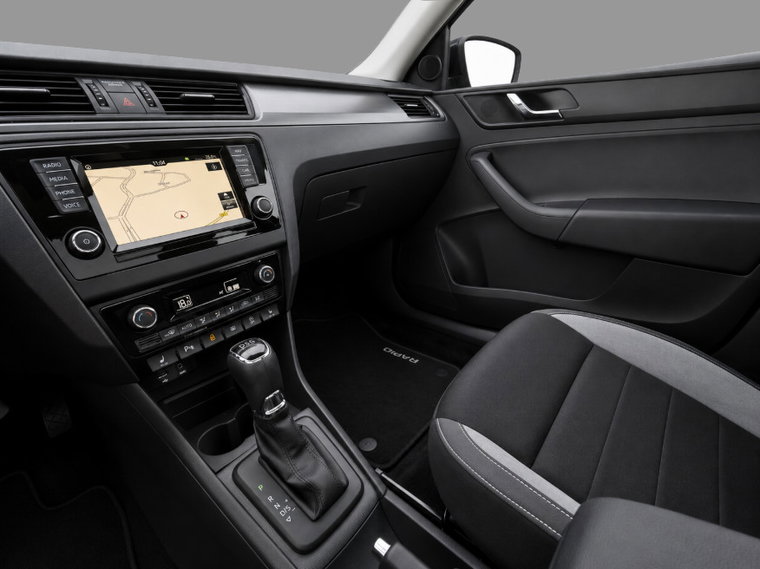 Vehicle Image 18