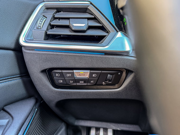 Vehicle Image 53