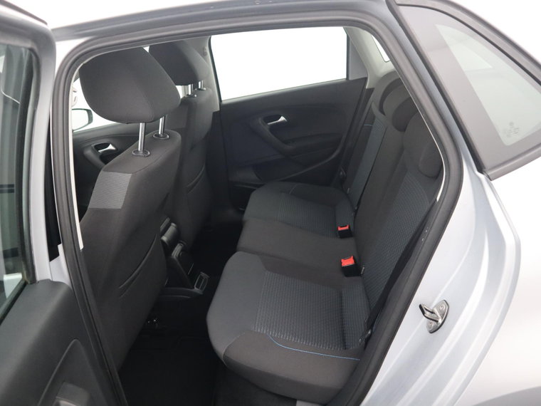 Vehicle Image 37