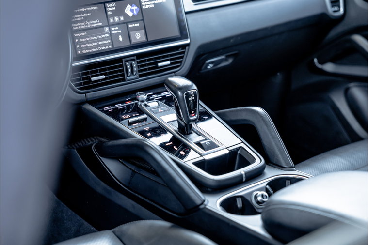 Vehicle Image 18