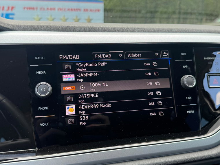 Vehicle Image 31