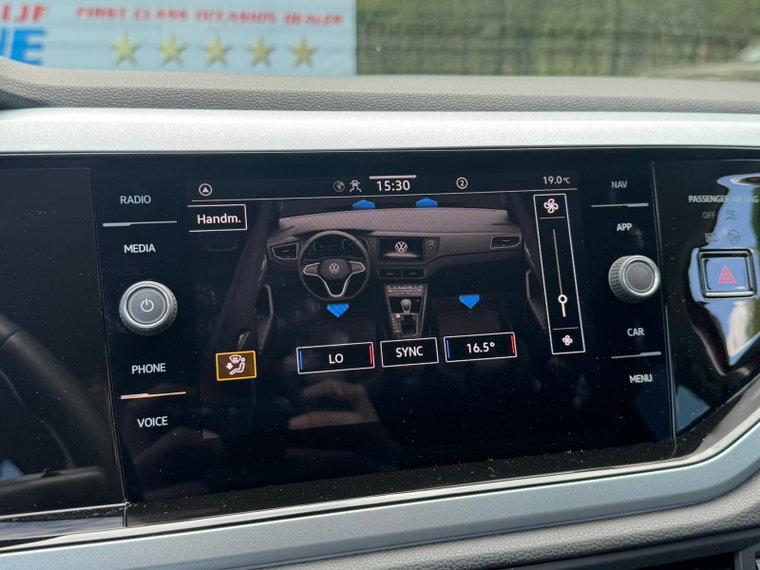 Vehicle Image 36