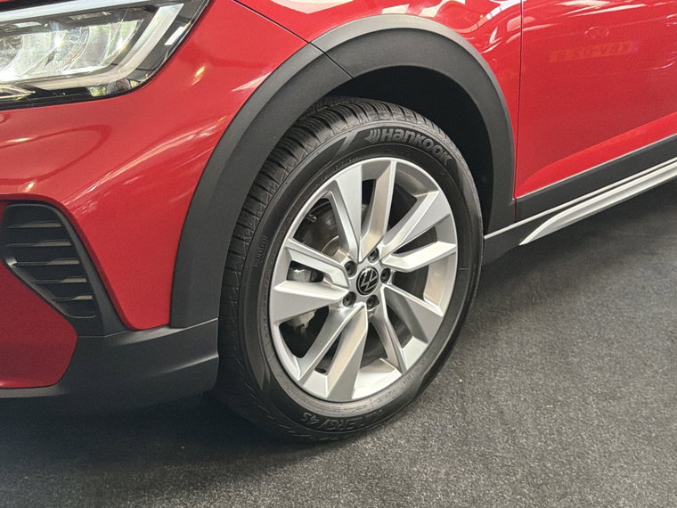 Vehicle Image 40