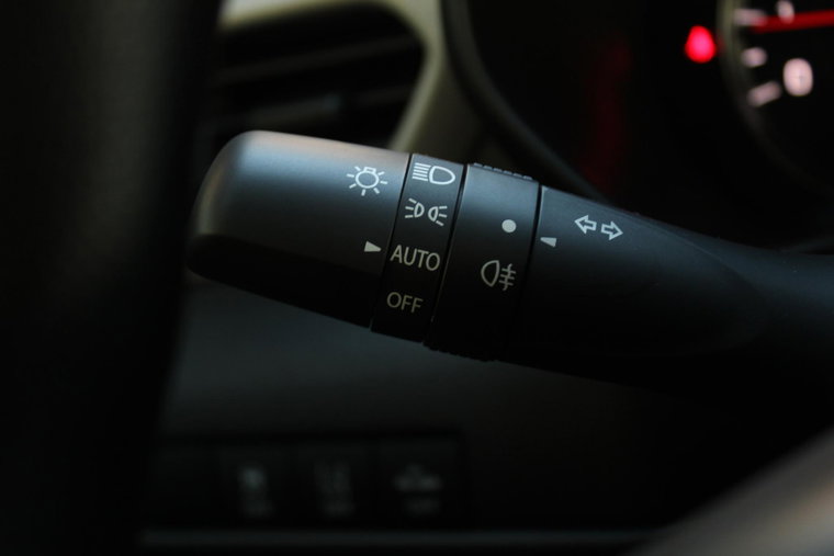 Vehicle Image 32