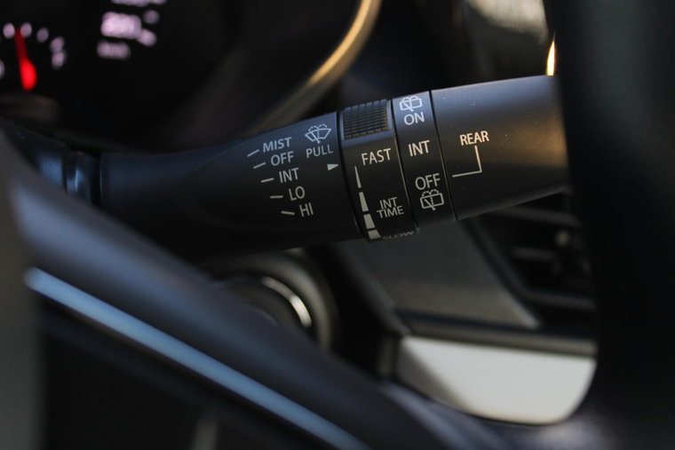 Vehicle Image 33