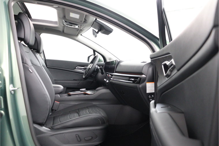 Vehicle Image 30