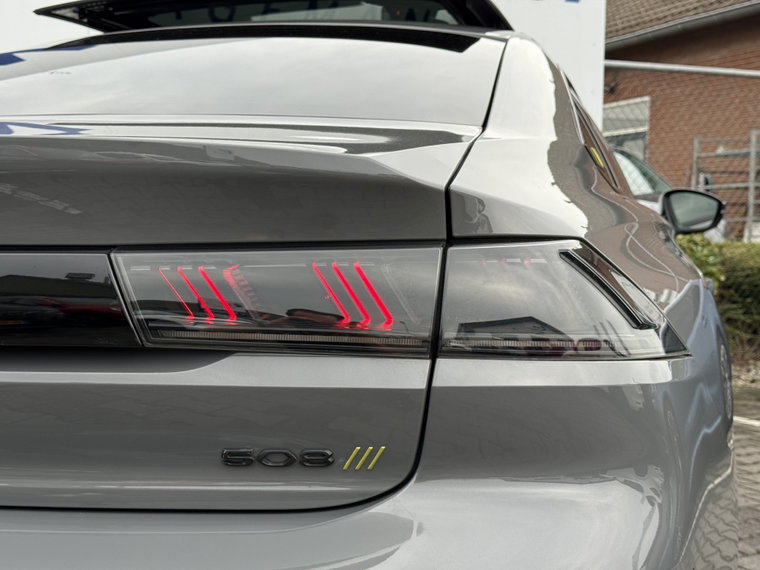 Vehicle Image 37
