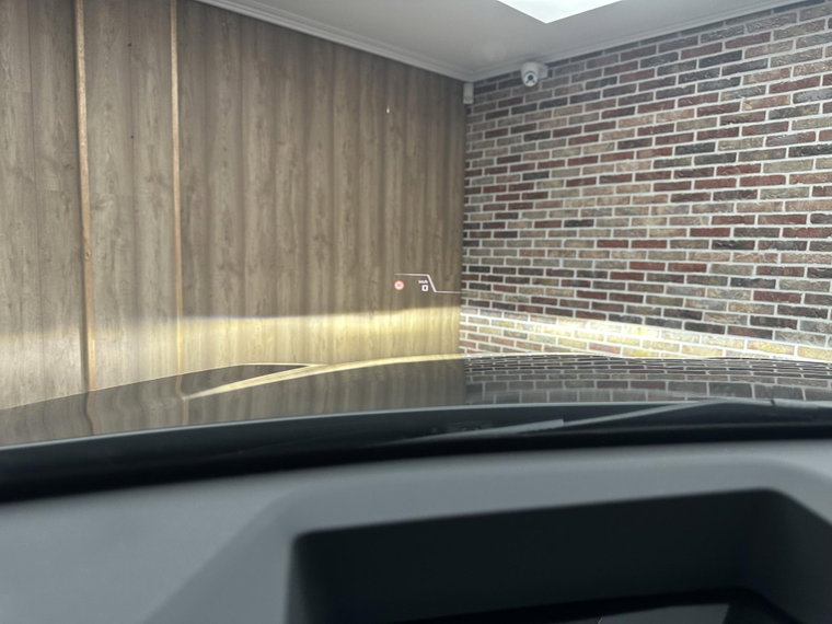 Vehicle Image 27