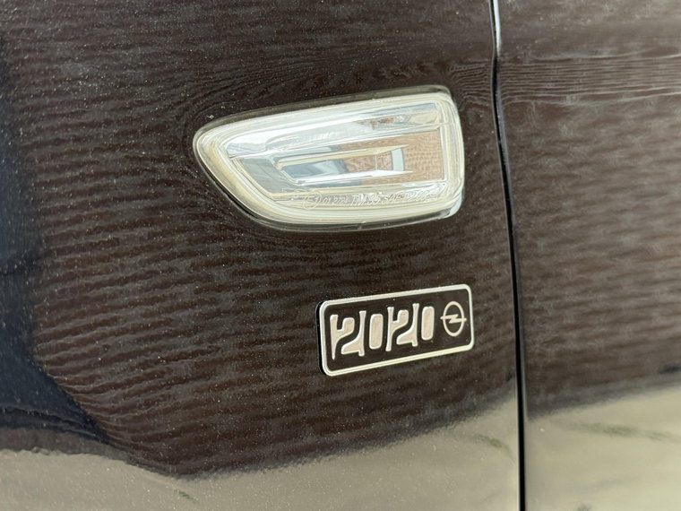 Vehicle Image 32